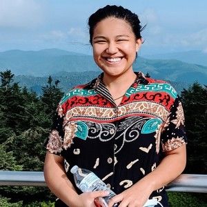 Meet your Posher, Caryle